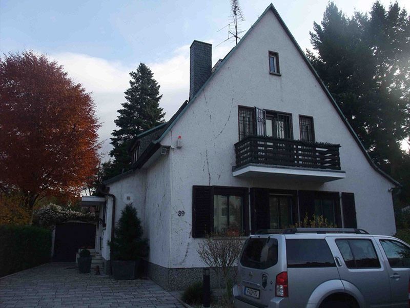 Hausansicht vorher