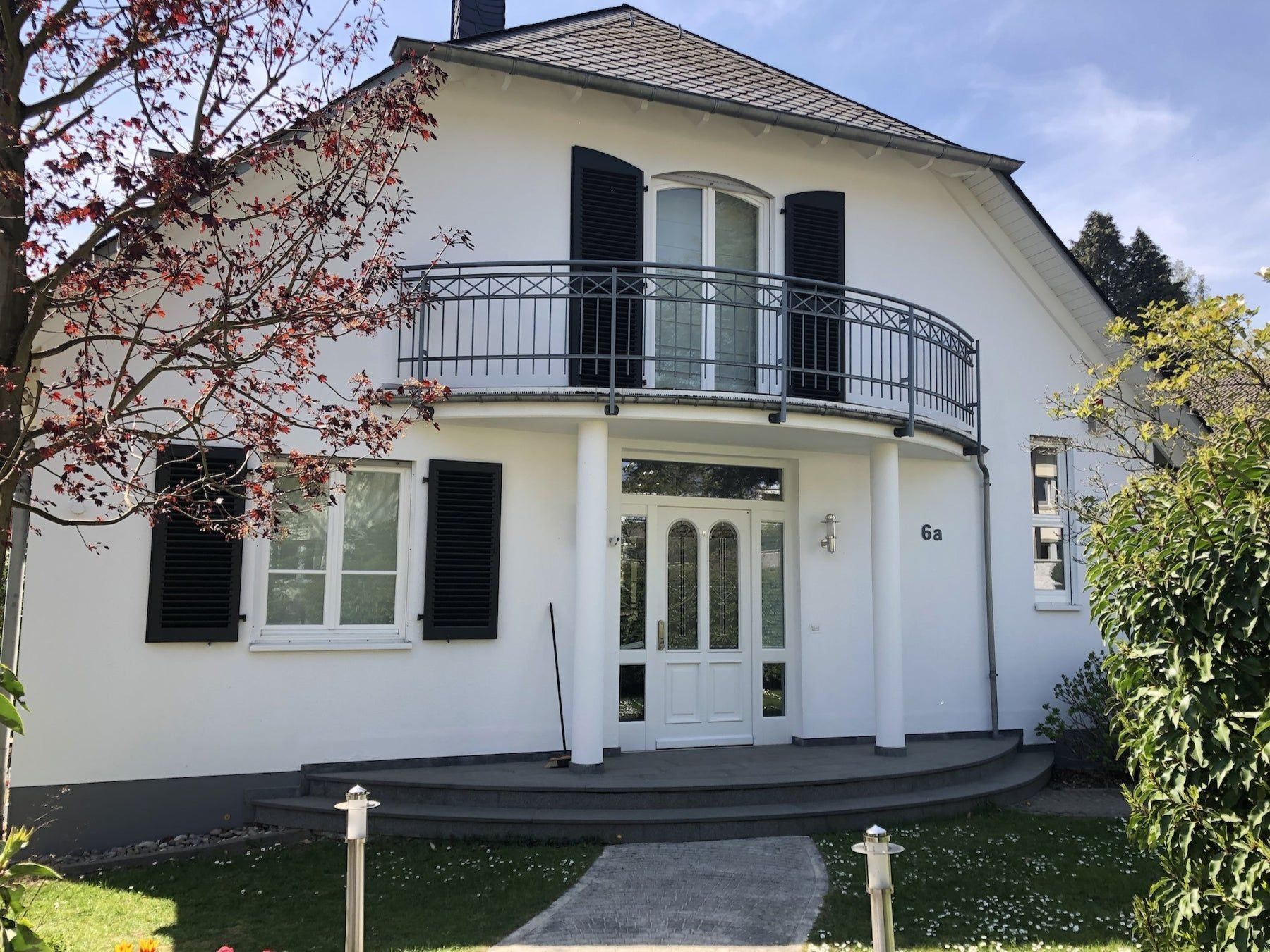 Hausansicht nachher